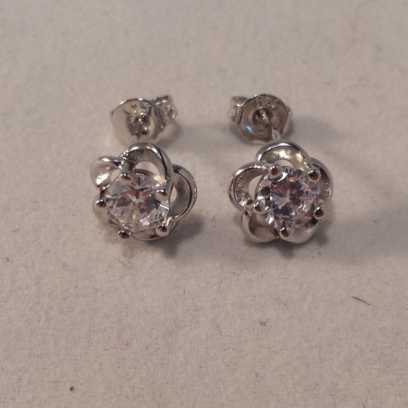 925 Sterling Silver 14K Gold Plated Flower Zircon Stud Earrings main image 1